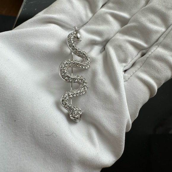 Vintage SWAROVSKI Snake Brooch Signed Swan Crystal Rhinestone Retired - Picture 8 of 10